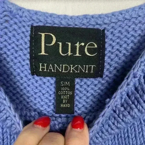 Pure Handknit Womens Vest Blue S/M Sleeveless Pullover Tight Knit 3D Flowers EUC - Picture 2 of 12